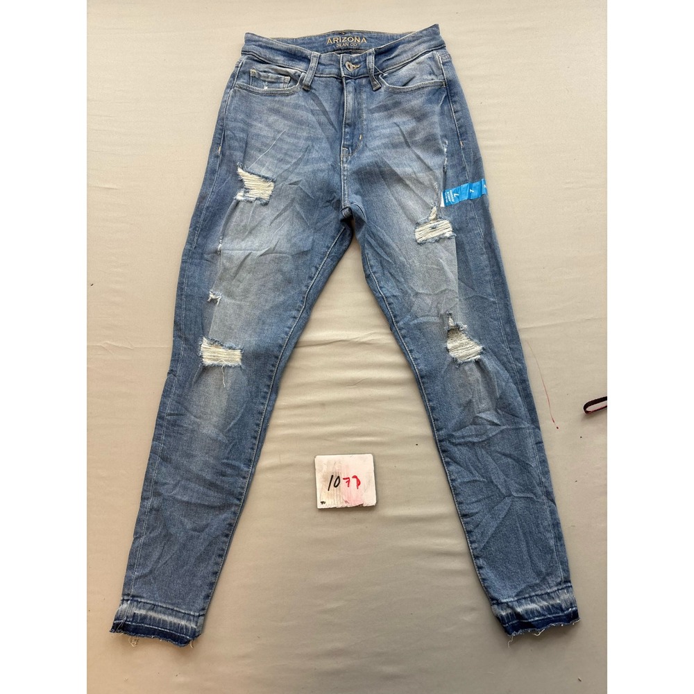 Arizona Jean Co Womens Size 7 Distressed Skinny Jeans Medium Wash Released Hem